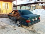 Mercedes-Benz E 260 1987 годаүшін1 100 000 тг. в Алматы – фото 3