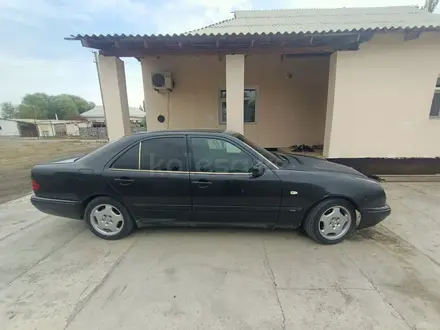 Mercedes-Benz E 230 1996 года за 2 000 000 тг. в Шымкент – фото 2