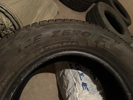 Шины Pirelli Ice Zero FR 265*60 R18 за 220 000 тг. в Алматы – фото 6