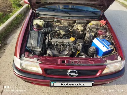 Opel Astra 1997 года за 1 500 000 тг. в Шымкент – фото 11