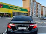 Toyota Camry 2014 года за 5 600 000 тг. в Уральск – фото 4