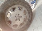 Диски, диски в комплекте с шинами, Мерседес mercedes w140, диски с шинами за 80 000 тг. в Алматы – фото 2