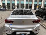 Chevrolet Onix 2023 годаүшін5 900 000 тг. в Астана – фото 2