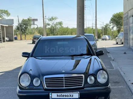 Mercedes-Benz E 55 AMG 1998 года за 4 200 000 тг. в Шымкент – фото 8