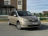 Toyota Sienna 2006 года за 6 200 000 тг. в Атырау