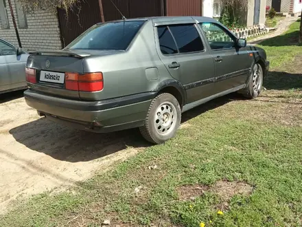 Volkswagen Vento 1992 года за 1 300 000 тг. в Уральск – фото 6