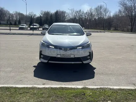 Toyota Corolla 2018 года за 7 700 000 тг. в Усть-Каменогорск – фото 3