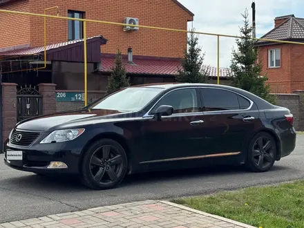 Lexus LS 460 2008 года за 8 000 000 тг. в Астана – фото 3