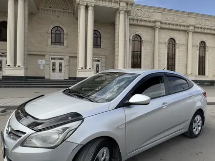 Hyundai Accent 2014 года за 4 500 000 тг. в Жезказган – фото 2