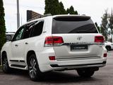 Toyota Land Cruiser 2019 годаfor39 490 000 тг. в Алматы – фото 3