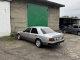 Mercedes-Benz E 220 1993 годаүшін2 250 000 тг. в Риддер – фото 5