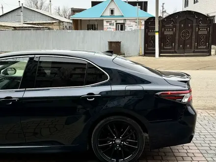 Toyota Camry 2021 года за 14 500 800 тг. в Астана – фото 19