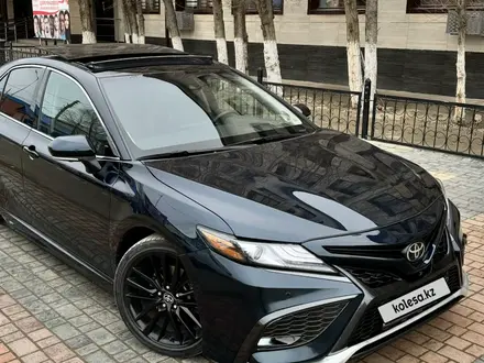Toyota Camry 2021 года за 14 500 800 тг. в Астана – фото 3