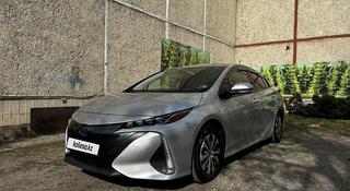 Toyota Prius 2022 года за 13 200 000 тг. в Алматы