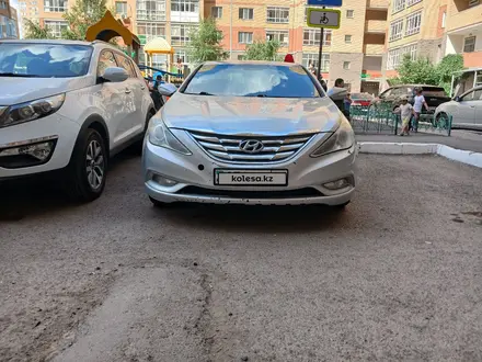 Hyundai Sonata 2010 года за 5 000 000 тг. в Астана – фото 9