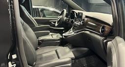 Mercedes-Benz V 220 D Avantgarde 2023 года за 53 510 402 тг. в Алматы – фото 3