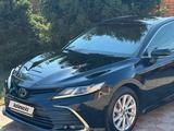 Toyota Camry 2023 года за 14 500 000 тг. в Павлодар – фото 2