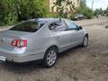 Volkswagen Passat 2005 годаfor2 890 000 тг. в Усть-Каменогорск – фото 5