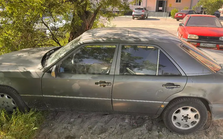 Mercedes-Benz E 230 1991 года за 600 000 тг. в Тараз
