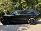 Land Rover Range Rover 2023 годаүшін100 000 000 тг. в Алматы – фото 3