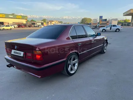 BMW 520 1993 года за 2 600 000 тг. в Алматы – фото 4