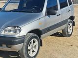 Chevrolet Niva 2003 года за 1 400 000 тг. в Актау – фото 5