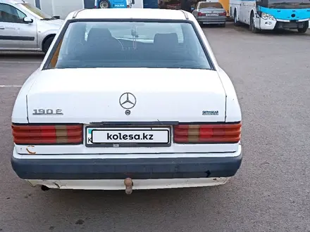 Mercedes-Benz 190 1991 года за 900 000 тг. в Астана – фото 4