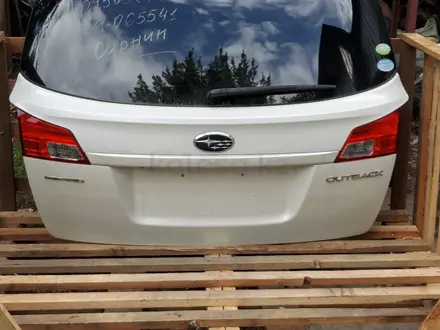 Крышка багажника на Subaru Outback 2012 год. за 150 000 тг. в Алматы