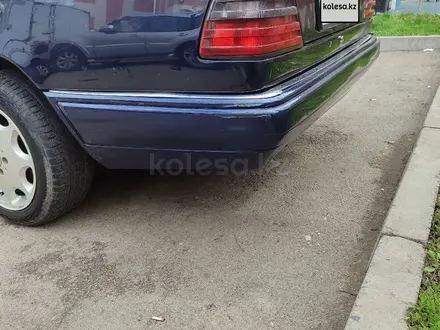 Mercedes-Benz E 220 1994 года за 1 400 000 тг. в Алматы – фото 4