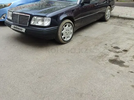 Mercedes-Benz E 220 1994 года за 1 400 000 тг. в Алматы – фото 7