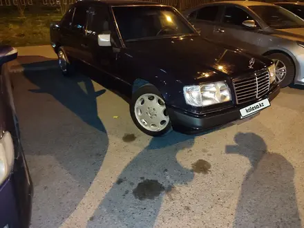 Mercedes-Benz E 220 1994 года за 1 400 000 тг. в Алматы – фото 8