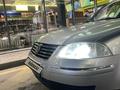 Volkswagen Passat 2003 года за 3 000 000 тг. в Алматы – фото 15