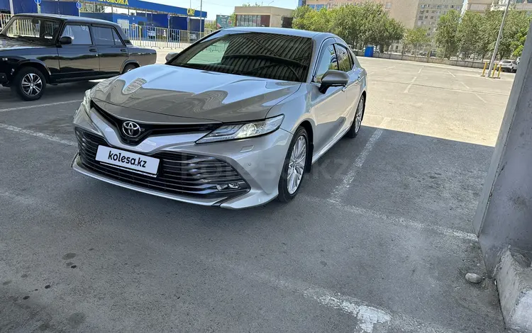 Toyota Camry 2019 года за 16 500 000 тг. в Шымкент