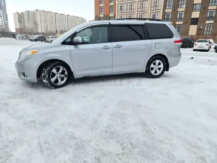 Toyota Sienna 2014 года за 12 999 999 тг. в Уральск – фото 4