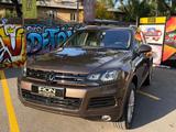 Volkswagen Touareg 2011 года за 11 000 000 тг. в Алматы