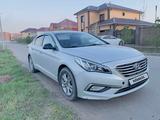 Hyundai Sonata 2015 года за 6 600 000 тг. в Астана – фото 2