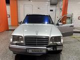 Mercedes-Benz E 280 1995 годаүшін4 000 000 тг. в Астана