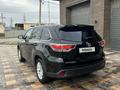 Toyota Highlander 2015 года за 14 000 000 тг. в Атырау – фото 5