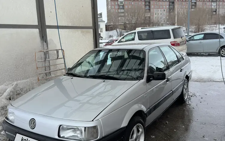 Volkswagen Passat 1992 годаfor1 200 000 тг. в Караганда