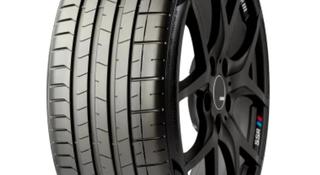 Pirelli P-Zero PZ4 275/35 — 315/30 R22 за 950 000 тг. в Алматы