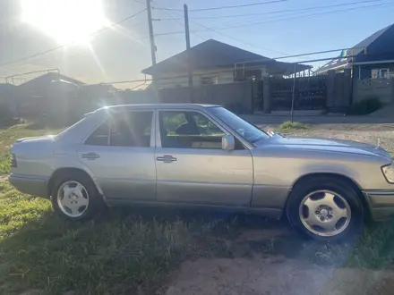 Mercedes-Benz E 280 1995 года за 1 600 000 тг. в Алматы – фото 4
