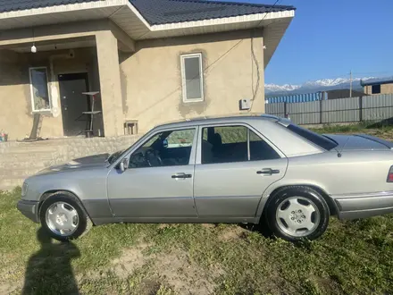 Mercedes-Benz E 280 1995 года за 1 600 000 тг. в Алматы – фото 3