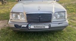 Mercedes-Benz E 280 1995 года за 1 600 000 тг. в Алматы