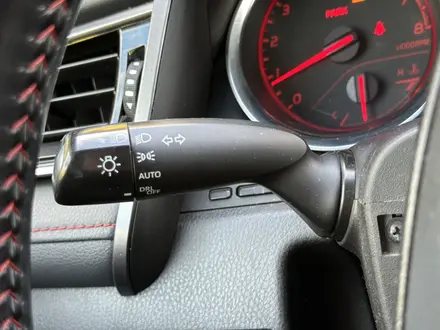 Toyota Camry 2020 года за 13 800 000 тг. в Актобе – фото 18