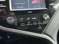 Toyota Camry 2020 года за 13 800 000 тг. в Актобе – фото 23