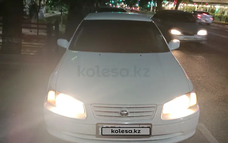 Toyota Camry 2000 года за 3 500 000 тг. в Шу