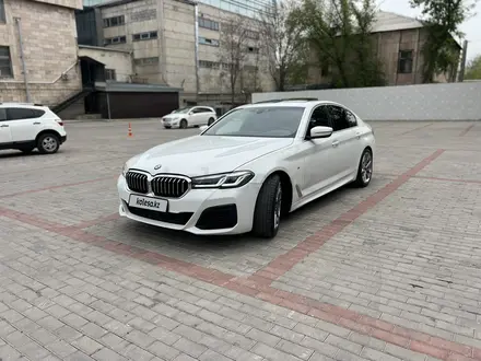 BMW 530 2019 года за 21 000 000 тг. в Алматы – фото 7