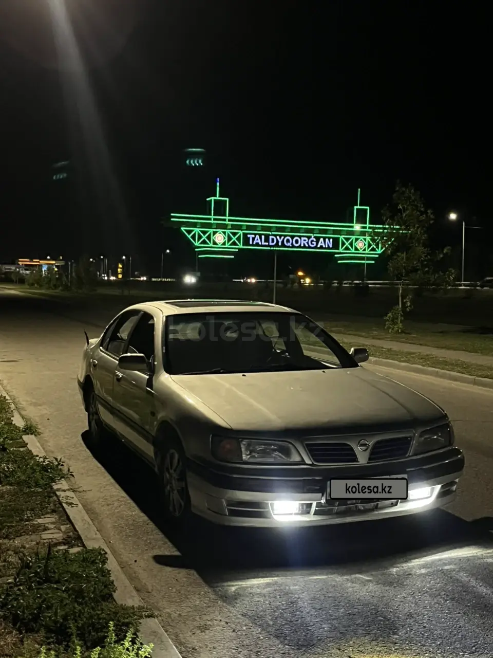 Nissan Maxima, 1995
