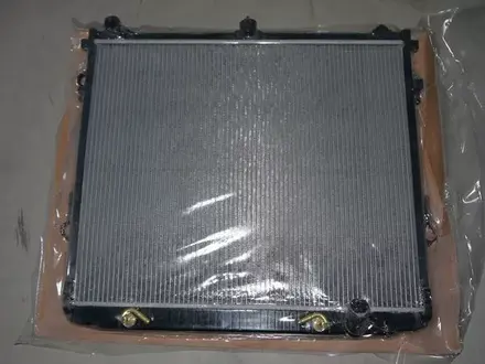 Радиатор охлаждения на Lexus LX 570 за 1 000 тг. в Алматы