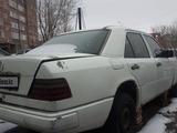 Mercedes-Benz E 200 1995 годаүшін610 000 тг. в Аксу